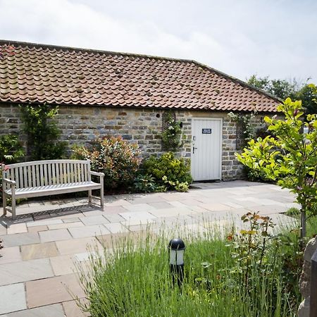 Thirley Cotes Farm Cottages 스카버러 외부 사진