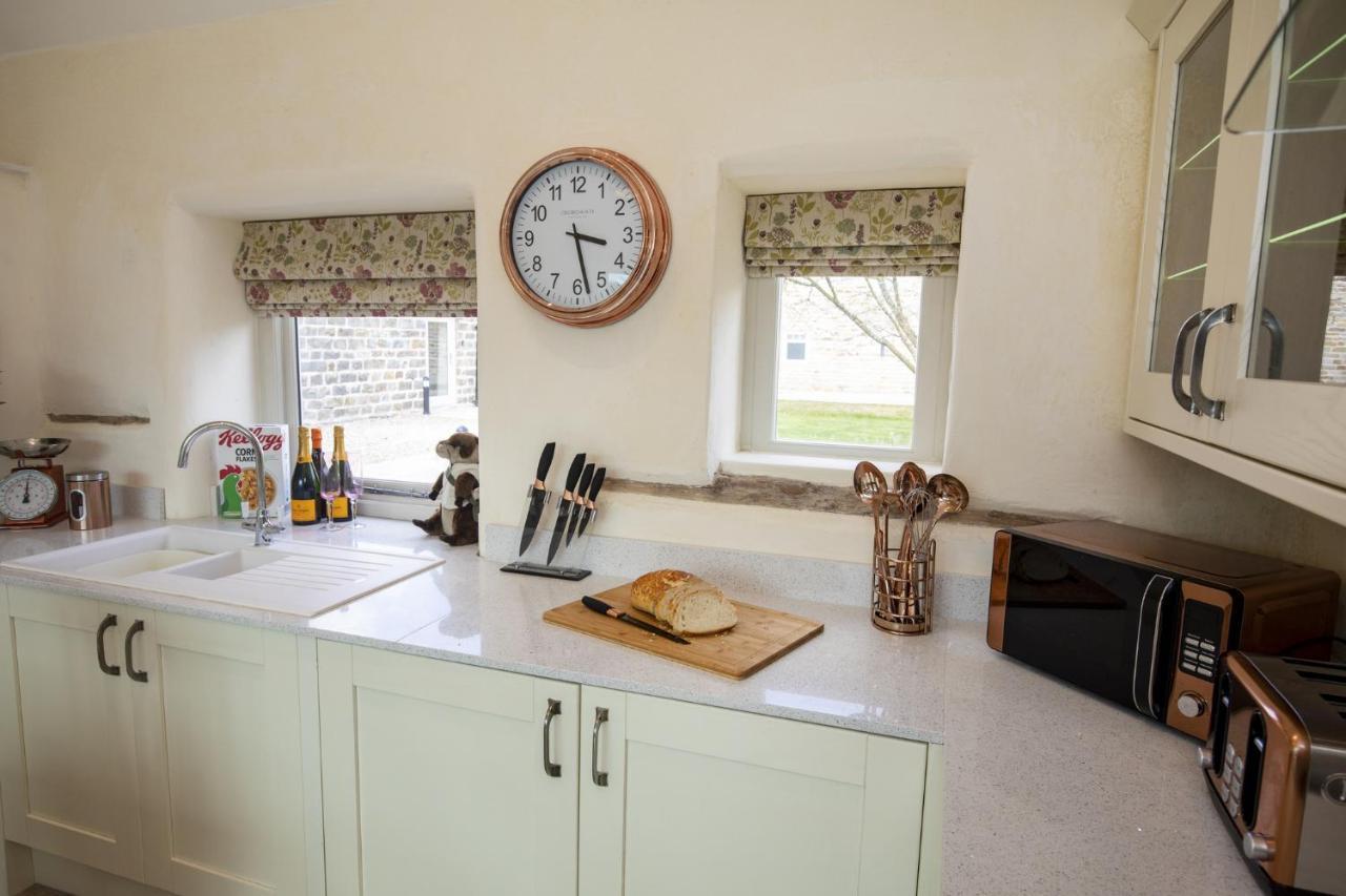 Thirley Cotes Farm Cottages 스카버러 외부 사진
