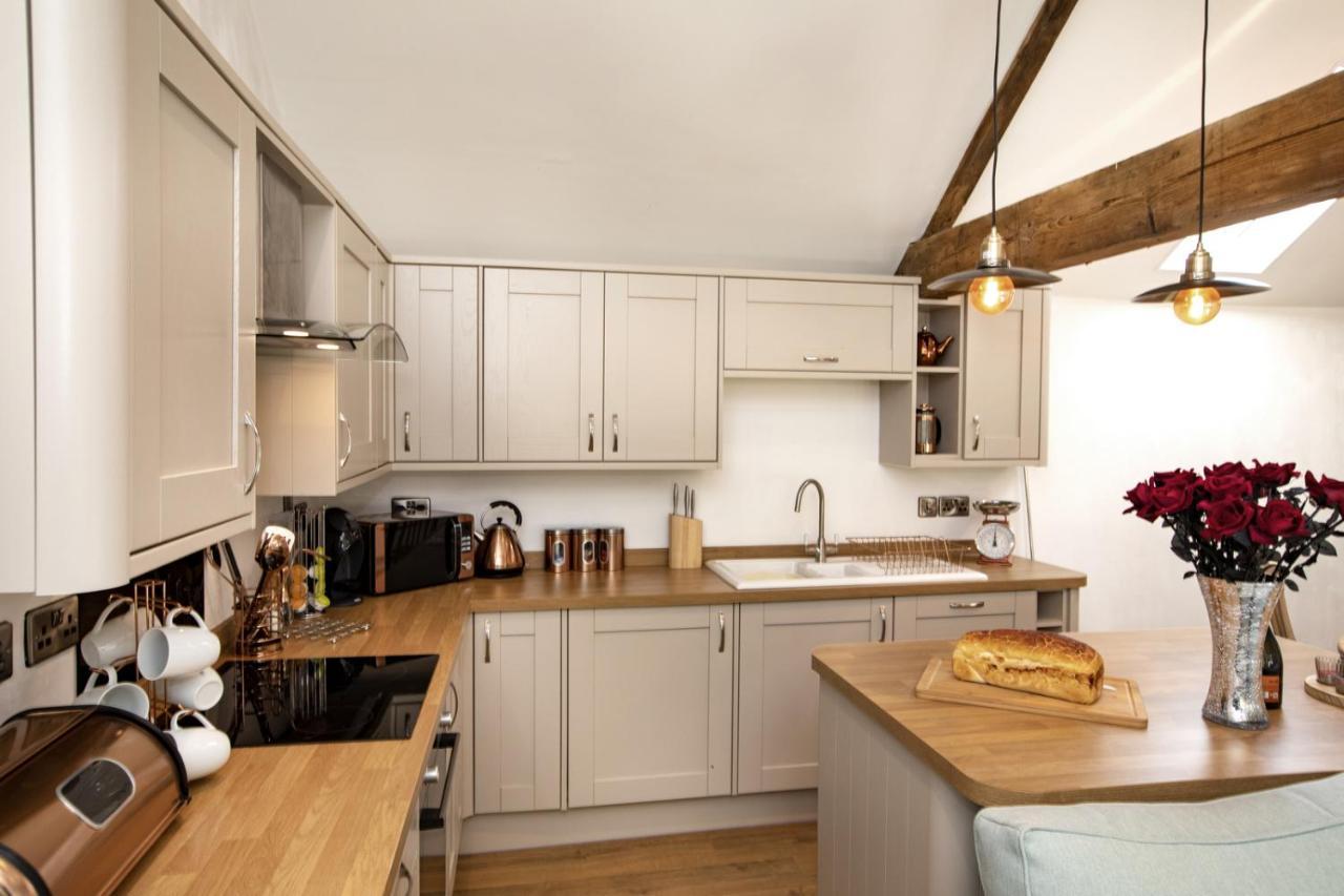 Thirley Cotes Farm Cottages 스카버러 외부 사진
