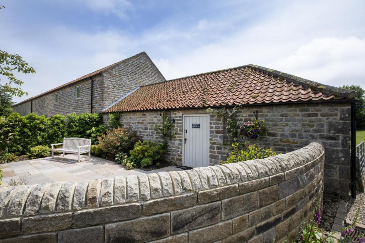 Thirley Cotes Farm Cottages 스카버러 외부 사진