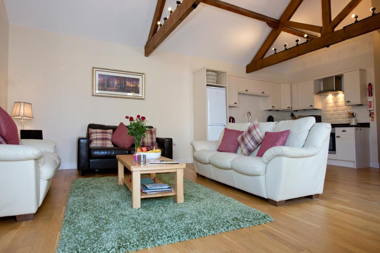 Thirley Cotes Farm Cottages 스카버러 외부 사진